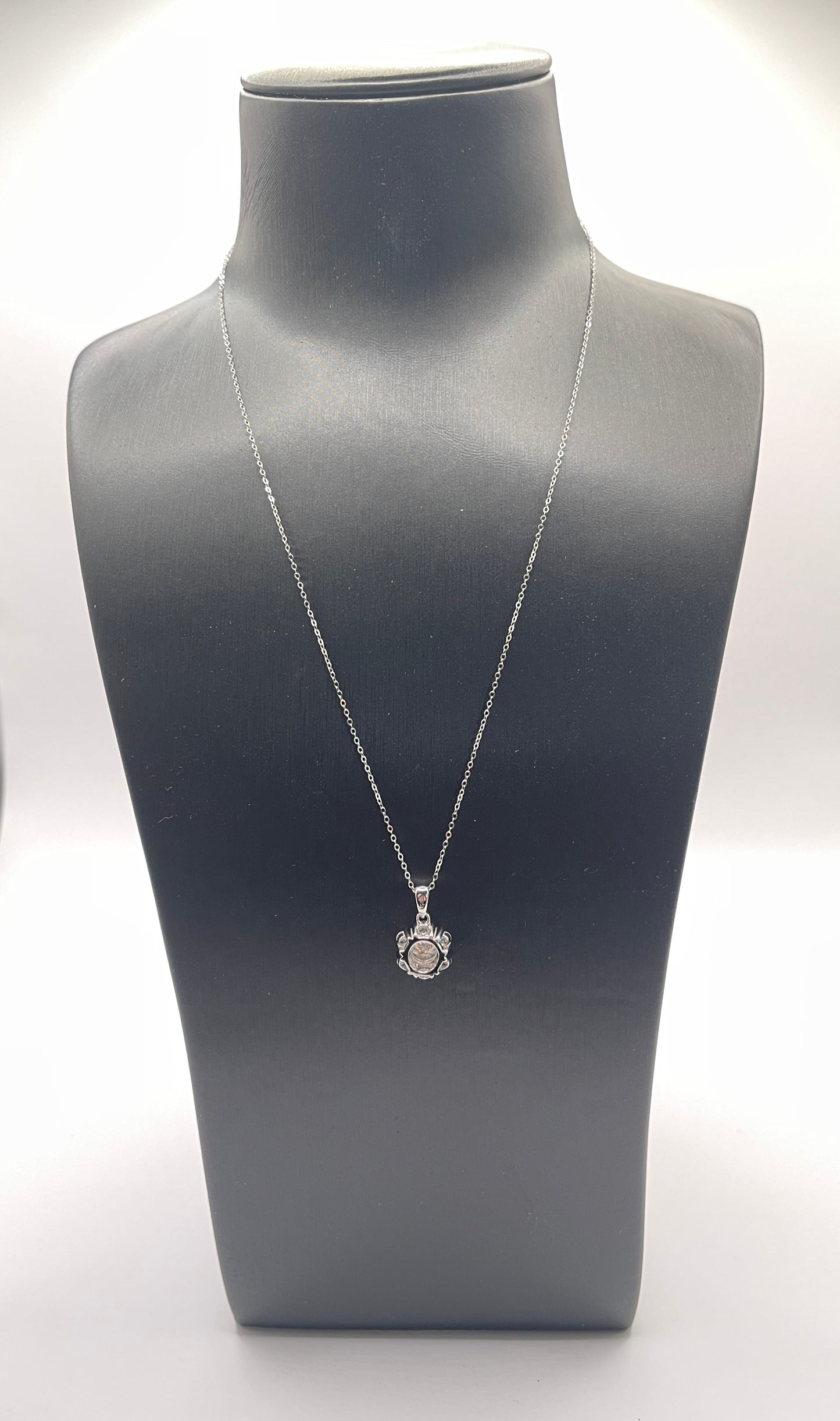 MD003 Moissanite diamond pendant