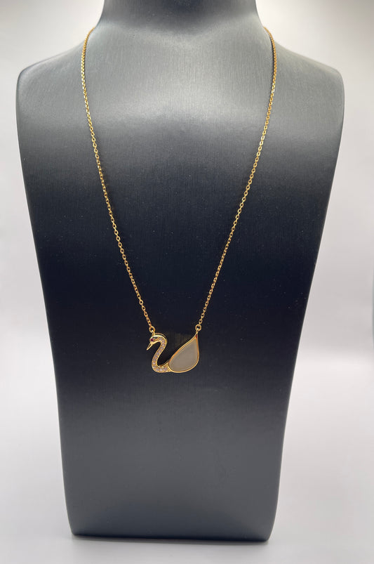 YDY458 Swan Pendant