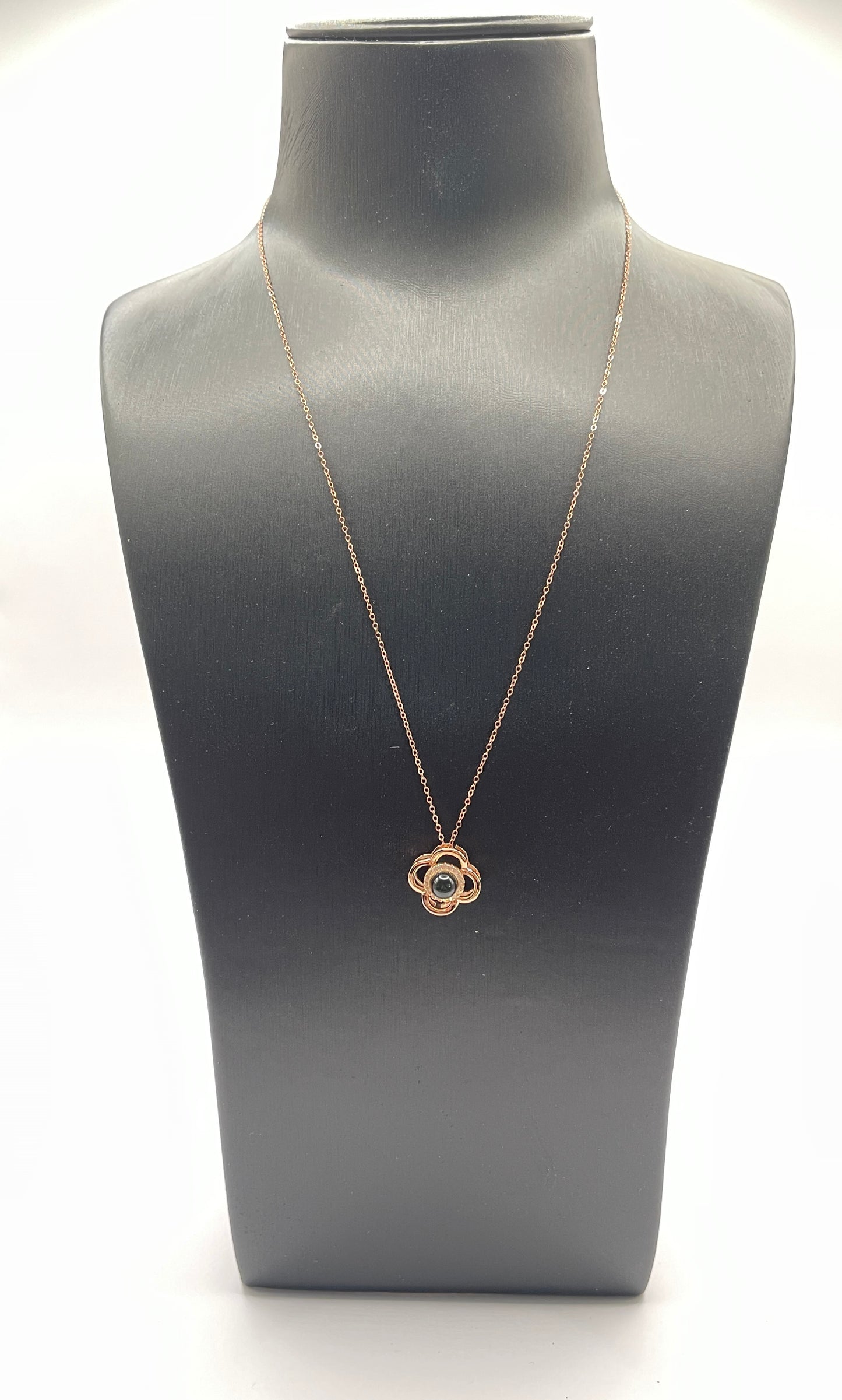 LP0080 Diamond Inlaid Pendant